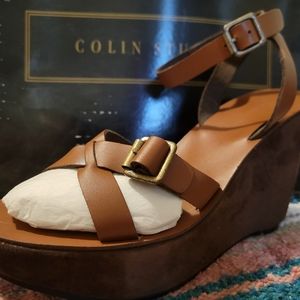 NWOT Colin Stuart brown leather wedges